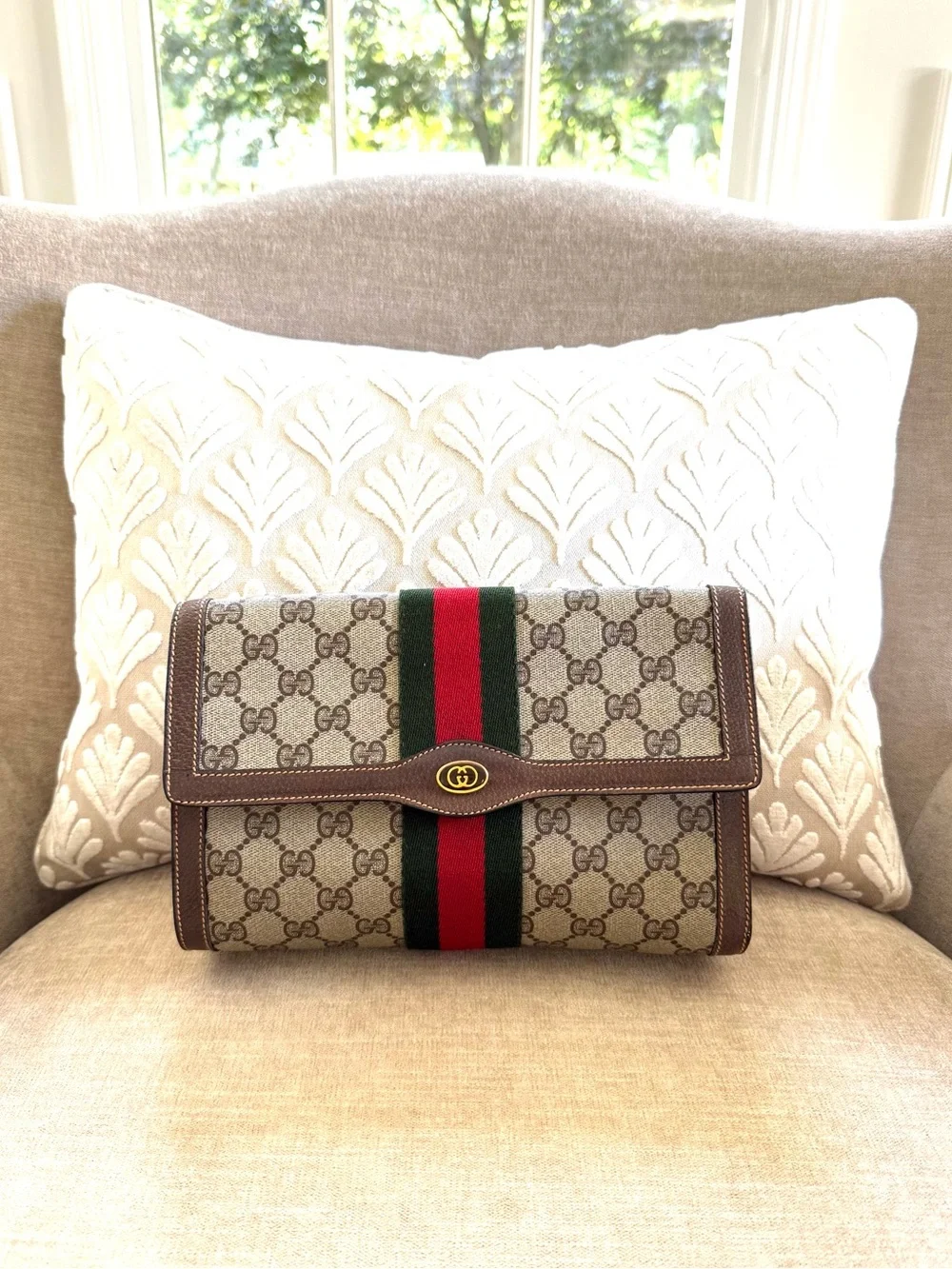 N/A authentic gucci